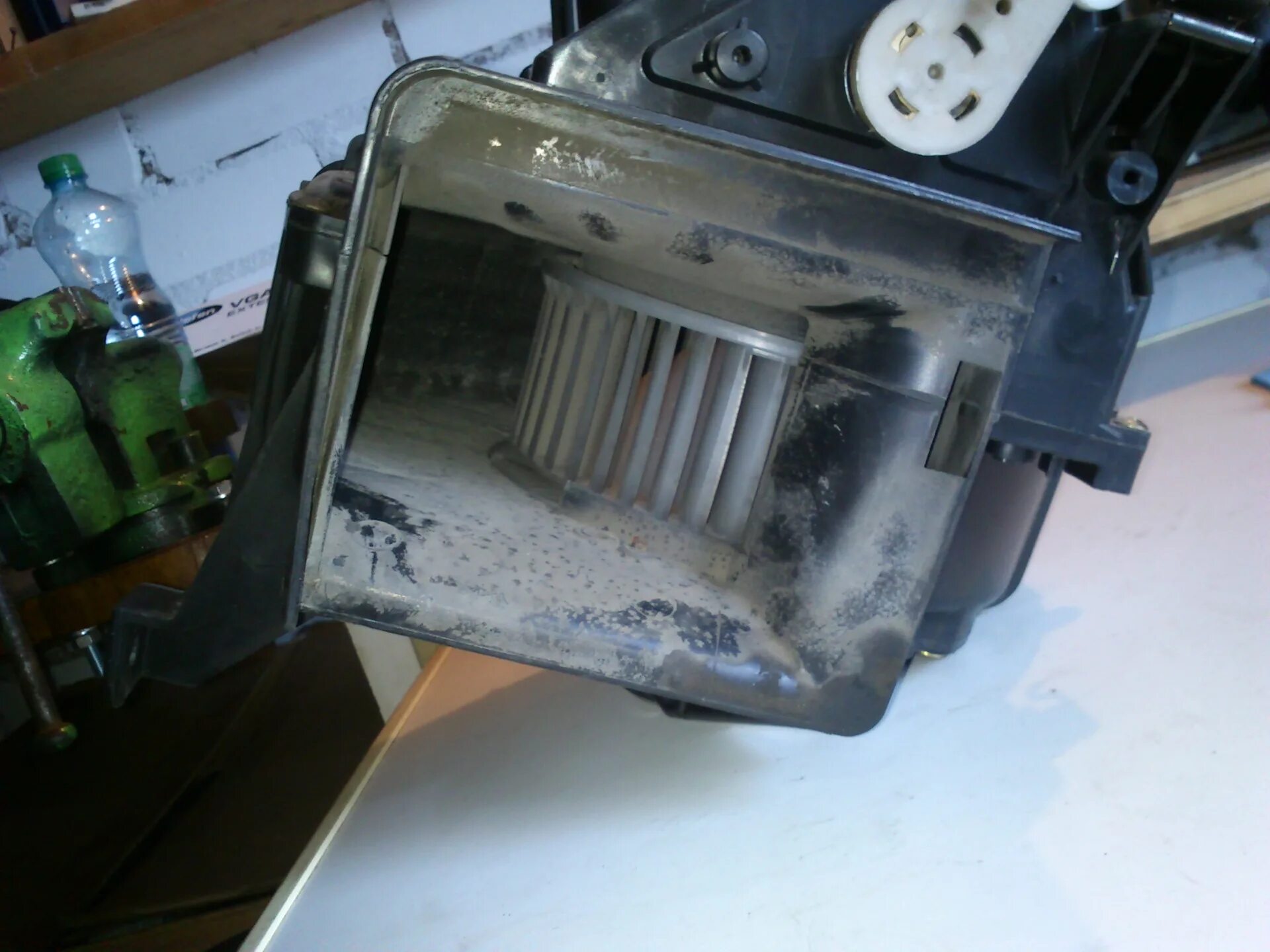 2 дизель. Печка фронтера б. Фильтр печки фронтера а. Печка фронтера б. Крепление радиатора печки опель омега б.