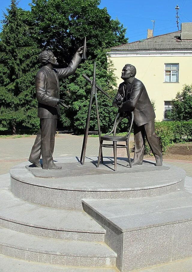 Памятник циолковскому в калуге фото