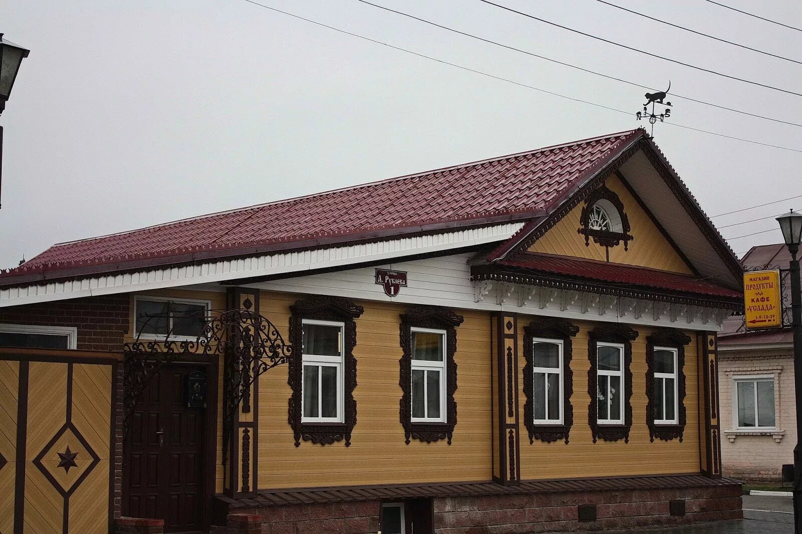 Городец архитектура. Чехол с городецкой росписью. Никола ключ в городецком районе. Зодчество городец. Памятники архитектуры городец ул.