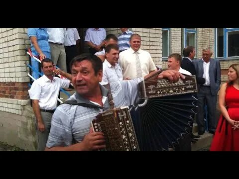 Слушать матерные под гармонь. Матерные частушки под гармонь. Частушки с матом под гармонь. Матерные частушки на свадьбе под гармонь. Частушки с матом под гармонь на свадьбе