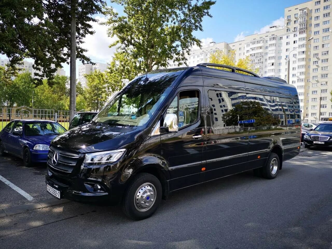 Мерседес спринтер 2020. Mercedes-Benz Sprinter 519. Mercedes-Benz Sprinter 519 CDI. Мерседес Спринтер 519. Мерседес Спринтер 519 пассажирский.