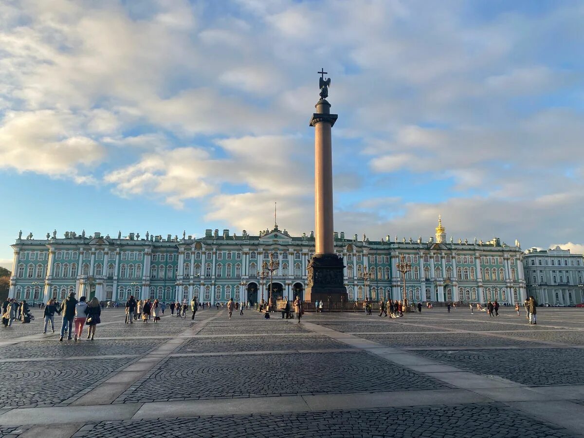 Египетские сфинксы в санкт-петербурге на университетской набережной. Реклама тура пример в питер. Тур поездка в питер на 3. Обзорная экскурсия спб. Поездка в спб.