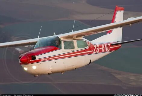 Самолет 210