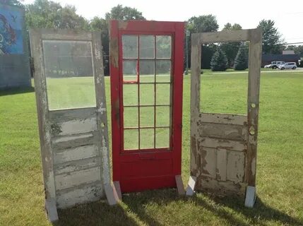 Stand doors
