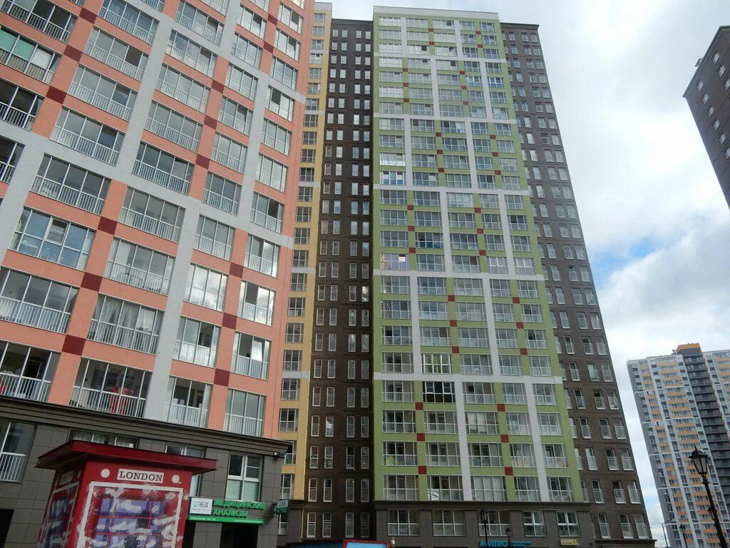 Столичная 4 1. Кудрово ул столичная д4 к3. кудрово столичная 4 к 2. столичная 4. кудрово столичная 4 к 4 секции.