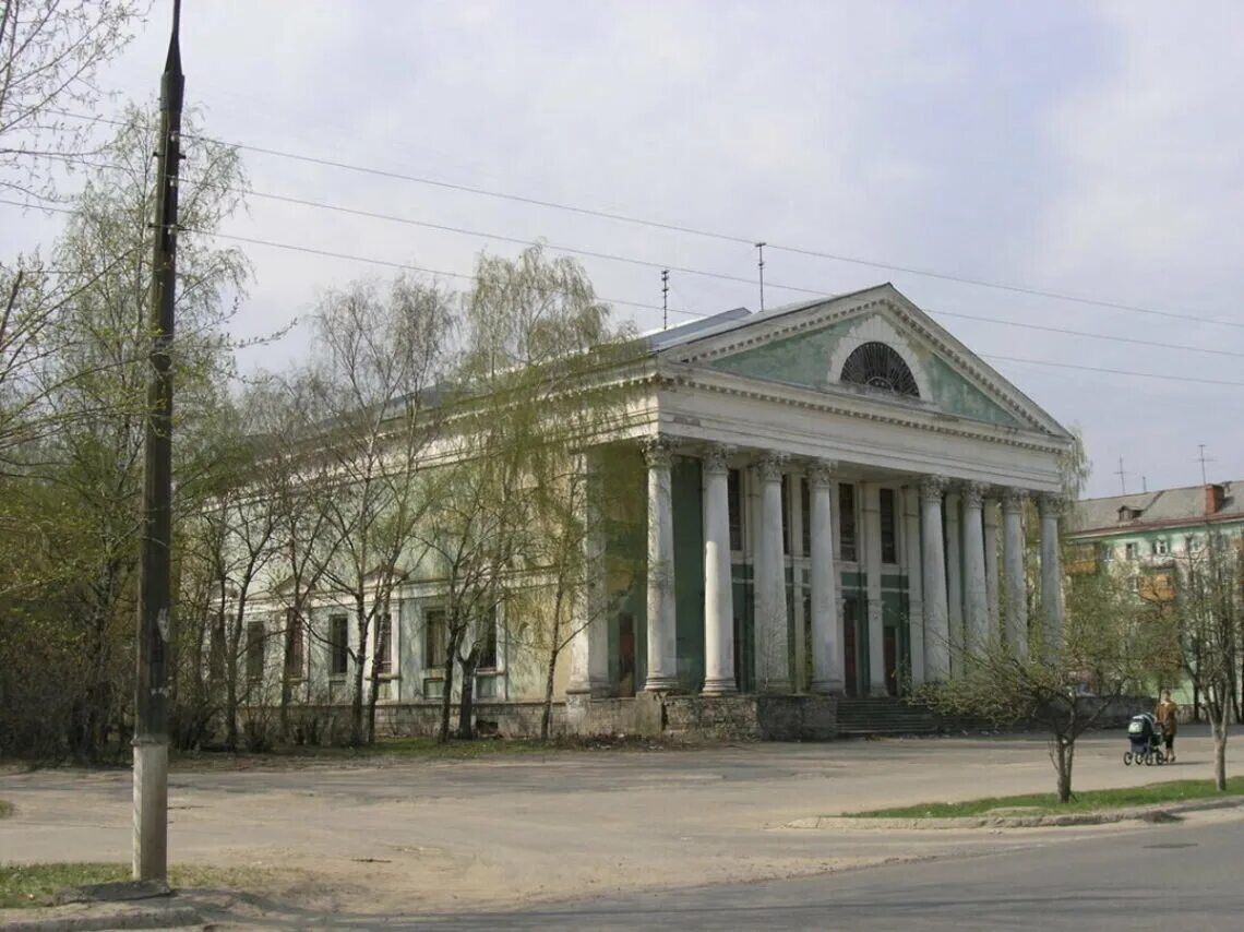 Кинотеатры дзержинска нижегородской. Дзержинск кинотеатр росси. Кинотеатры дзержинска нижегородской. Кинотеатры дзержинска нижегородской. Дзержинск нижегородская область чкалова 23.