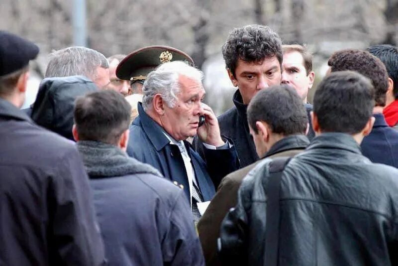 Переговоры с террористами в Дубровке 2002 Рошаль. Кобзон переговоры с террористами