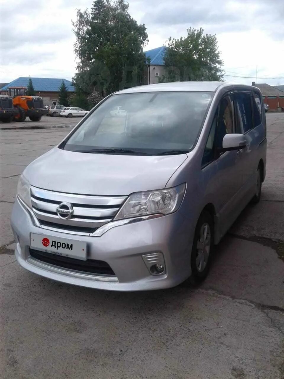 Ниссан красноярск край. Nissan Serena 2012. Ниссан Серена 2012г. Авторазбор Ниссан Серена 2012-017. Ниссан Серена 11 год.