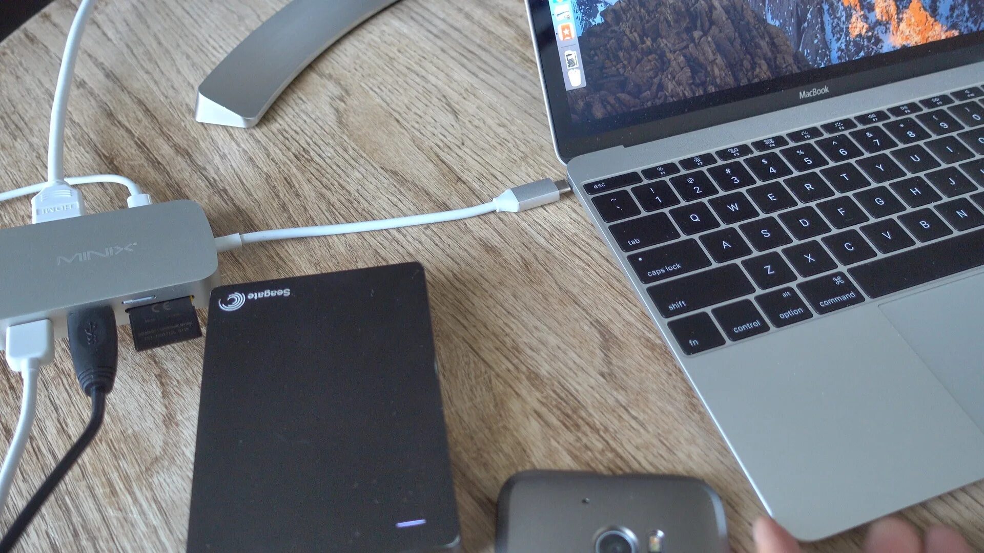 Макбук про 2017 зарядка USB. Разъем Mac Apple 2023 Air USB C. MACBOOK 12'', USB-C,. MACBOOK Pro 12 зарядник. Можно ли ноутбук заряжать через type c