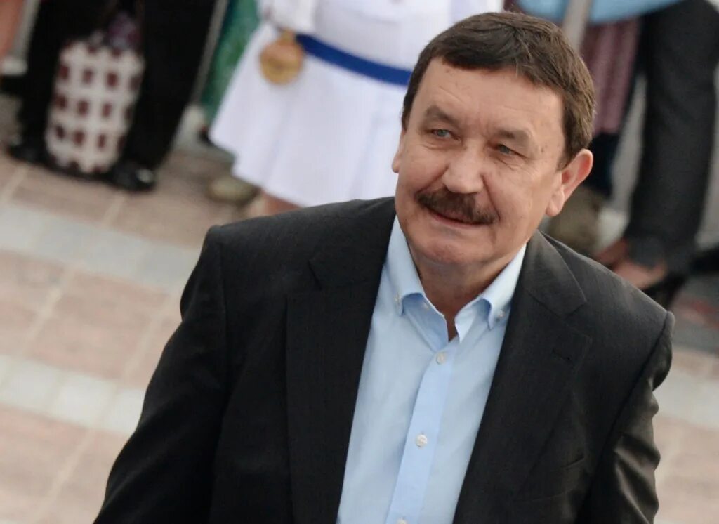 Абдрашитов режиссер википедия. Абдрашитов режиссер. Абдрашитов семья. Абдрашитов режиссер википедия. Абдрашитов режиссер википедия.