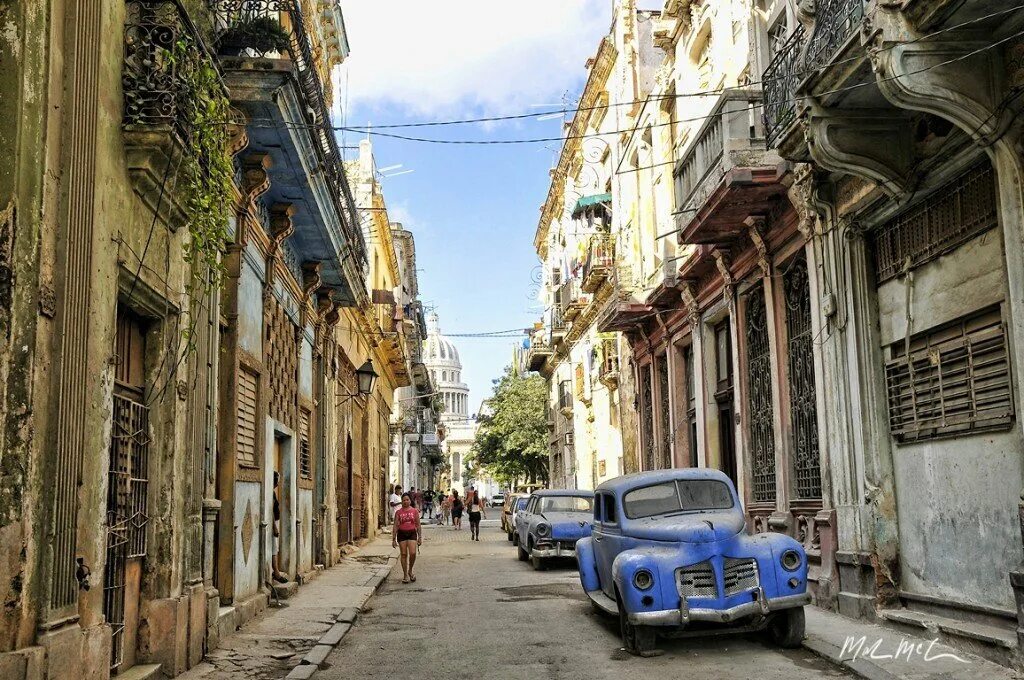 Гавана старый город. Старая Гавана Гавана. Куба Гавана улочки. Сьюдад-де-ла-Гавана улицы.