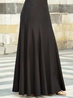 Юбка астында, ақ юбка астындағы труси ақ түсті