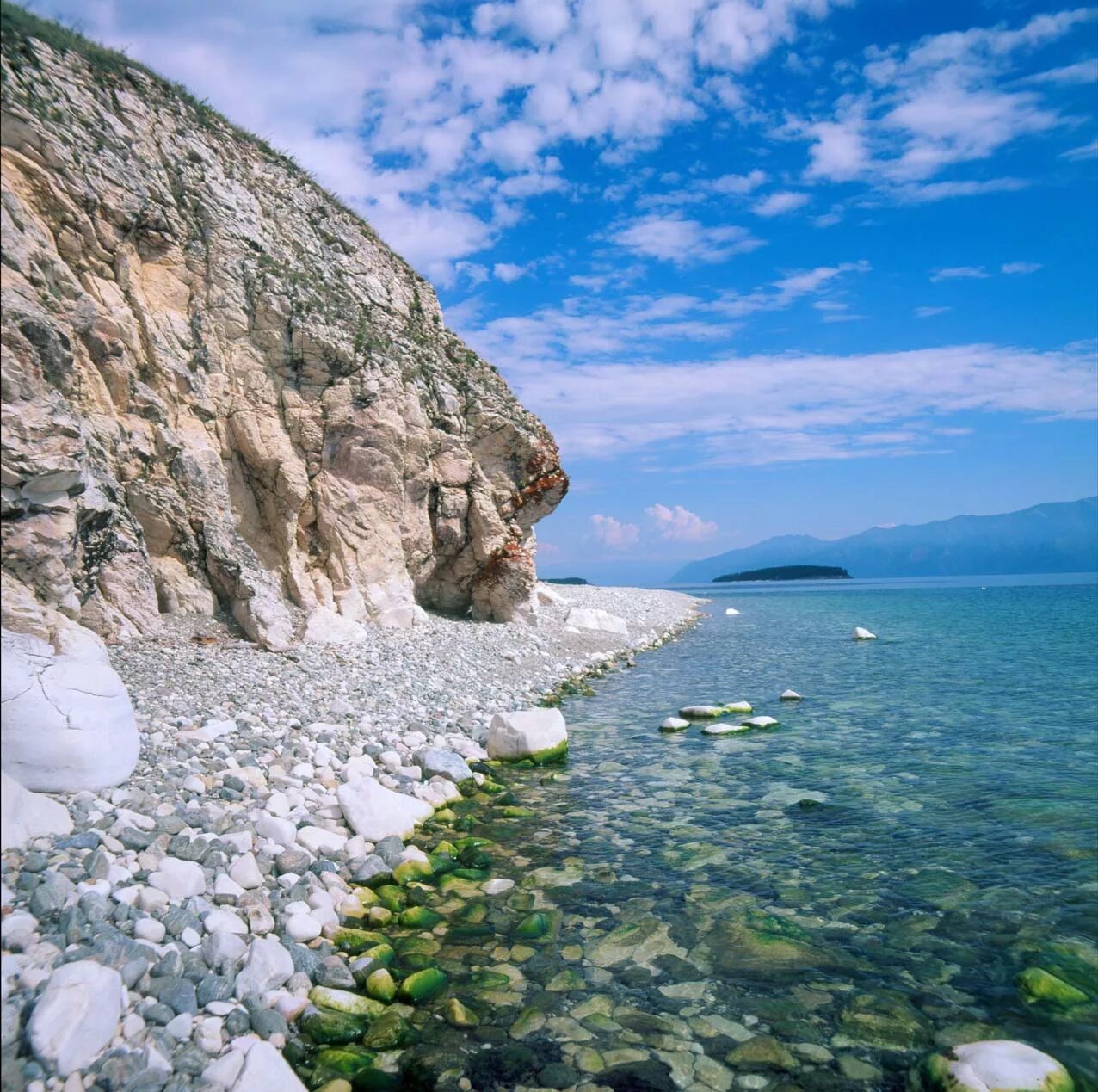 Озеро Байкал. Озеро Байкал фото. Лаго Байкал.