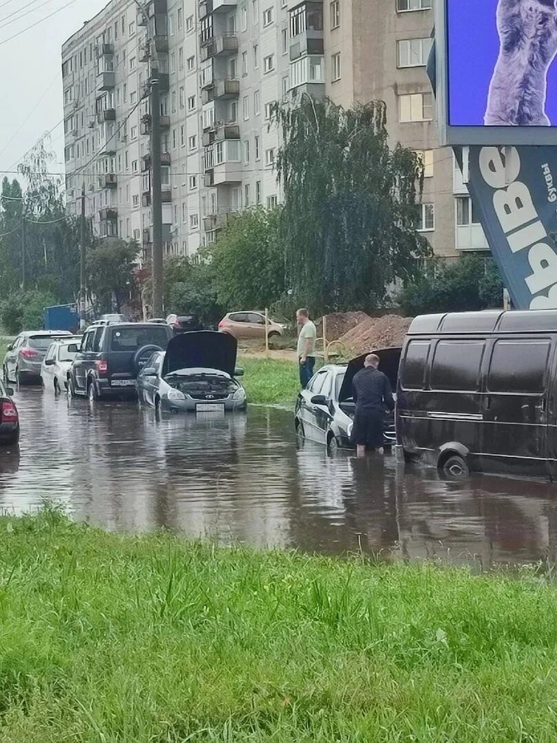 Ливень в Нижнем Новгороде 9 августа. Нижний Новгород затопило 2022. Потоп на Алексеевской Нижний Новгород 18.07.2022. Ливень в Нижнем Новгороде 18 июля. Сегодня 9 августа