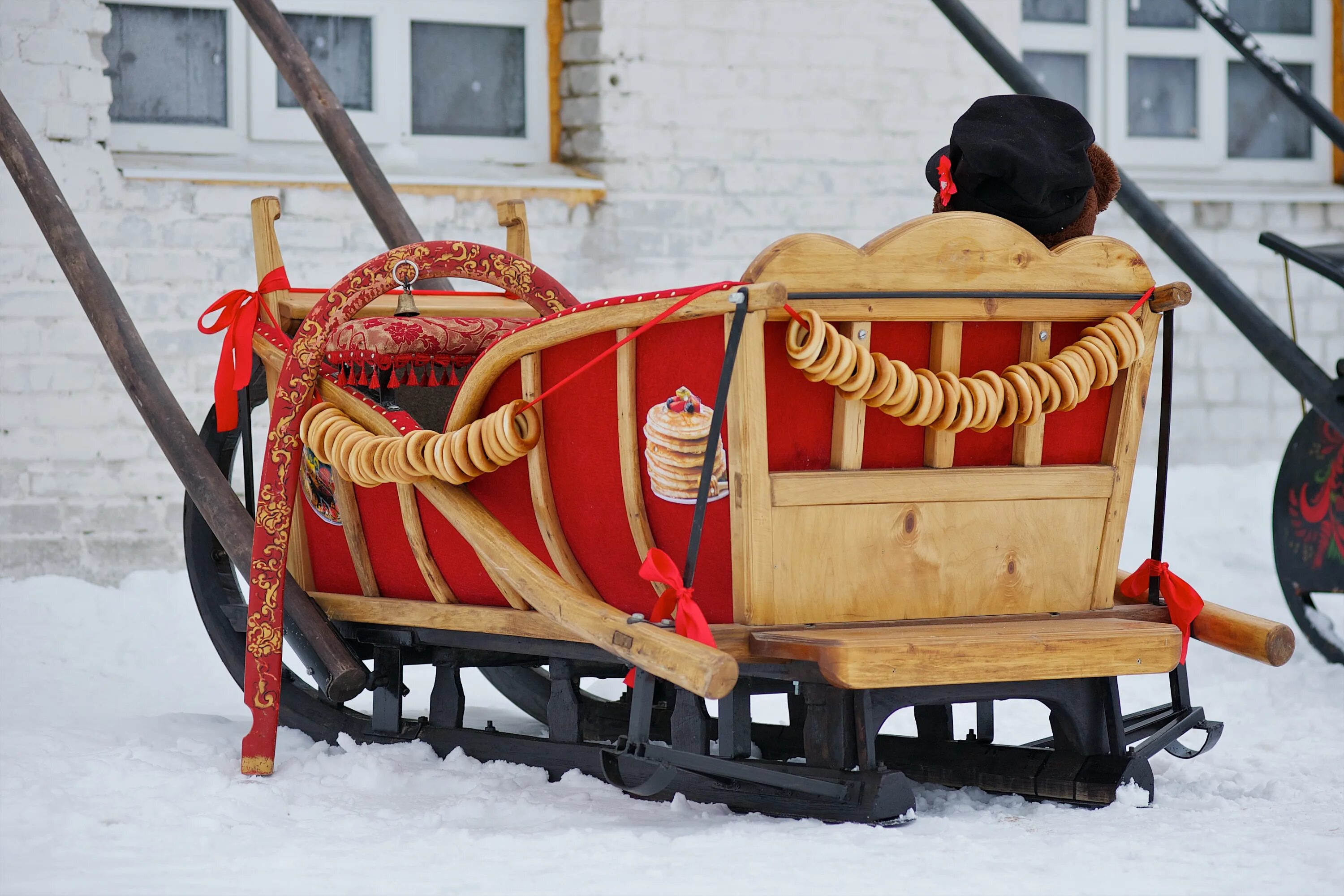 Несколько саней
