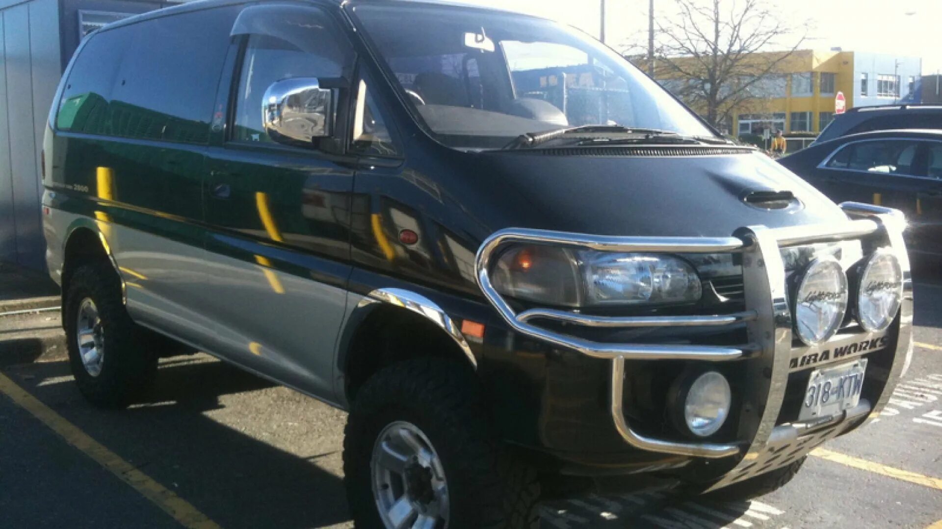 Митсубиси Делика л400. Митсубиси Делика 400. Mitsubishi l400 2000. L400 Mitsubishi 4x4.