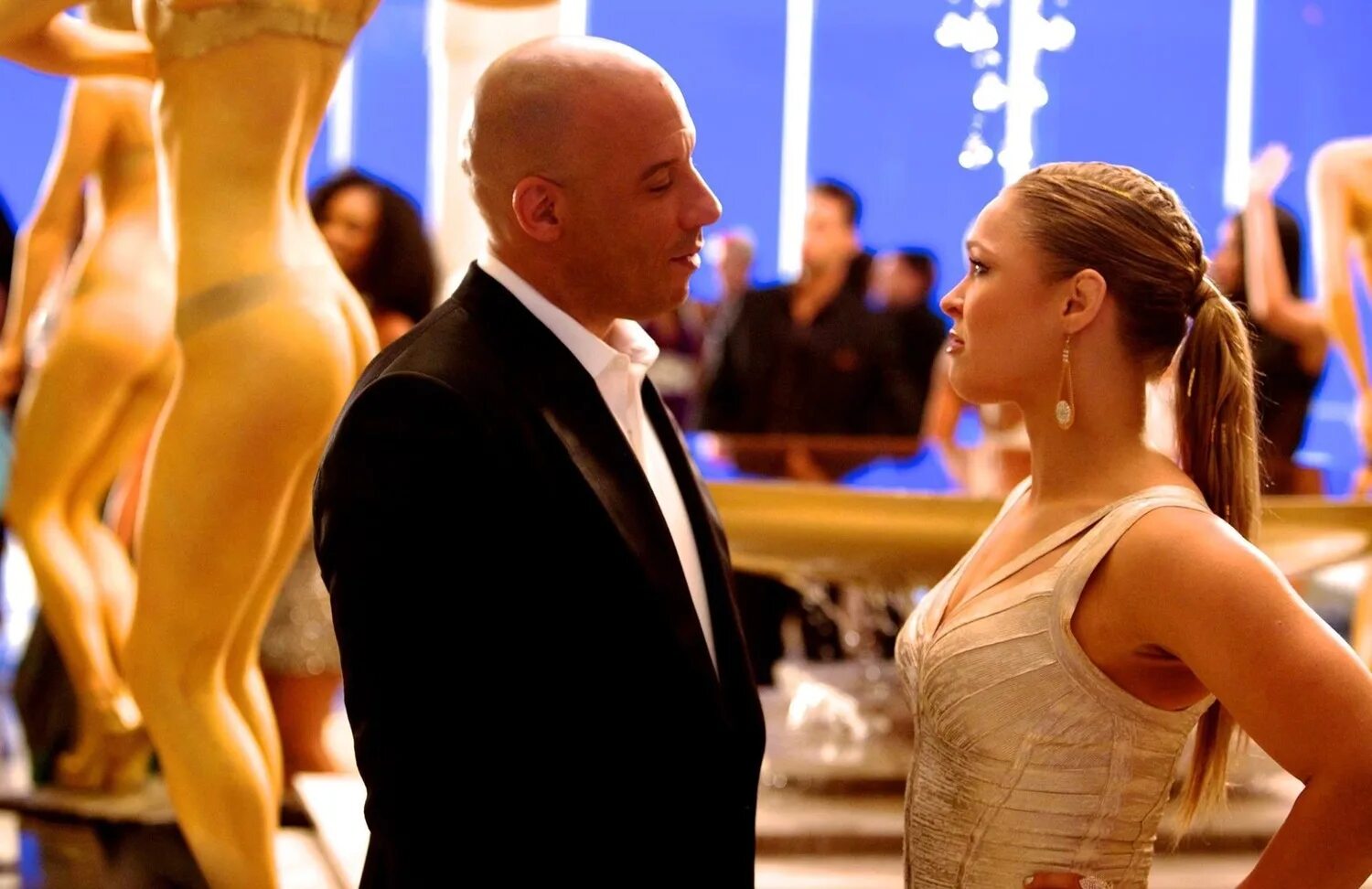 Сафар форсаж 7. Форсаж деккард шоу. Furious 7 (2015) постер. Ronda rousey форсаж. Курт рассел форсаж 7.