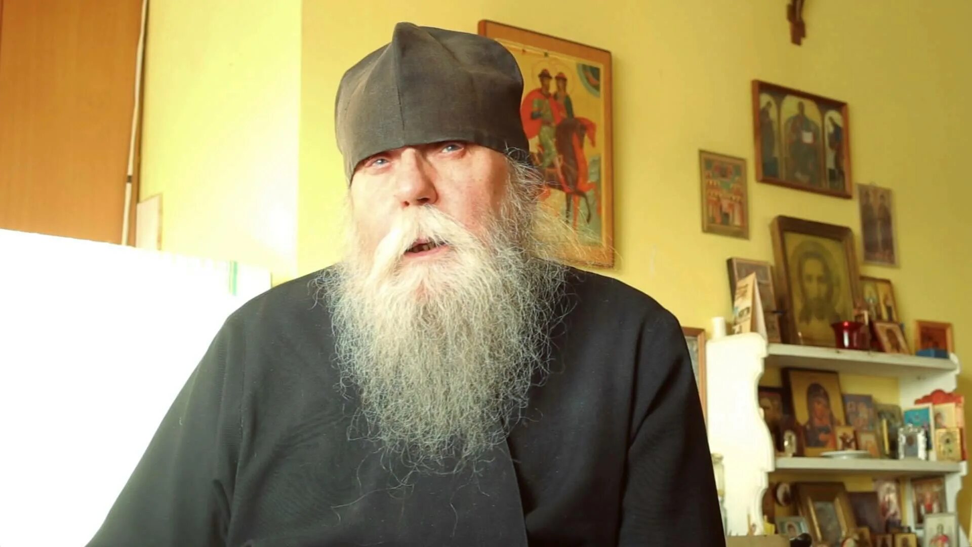 Изяслав александрович адливанкин. Чернец видео. Главный монах россии. Духовник оптиной пустыни лаврентий. Сербский монах арсений йованович.