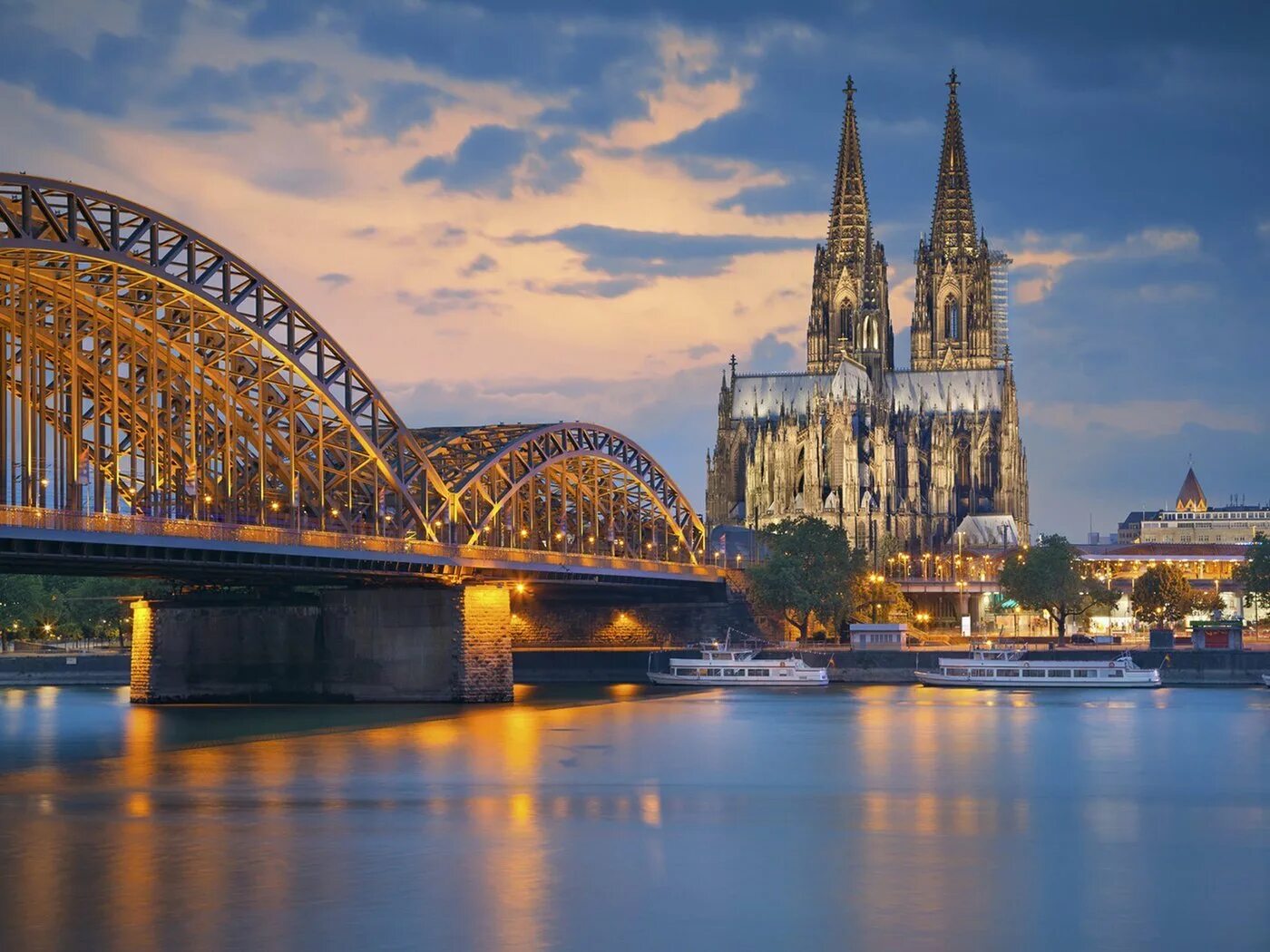 Мост гогенцоллернов, германия. Северный рейн вестфалия кельнский собор в кельне. Город кельн на реке рейн. Кельн германия. Кельн центр города.