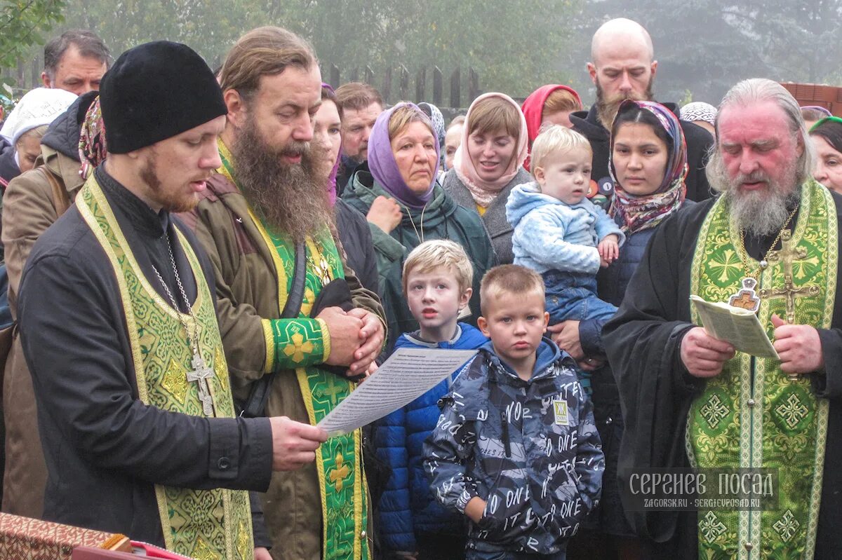 крестный ход сергиев посад