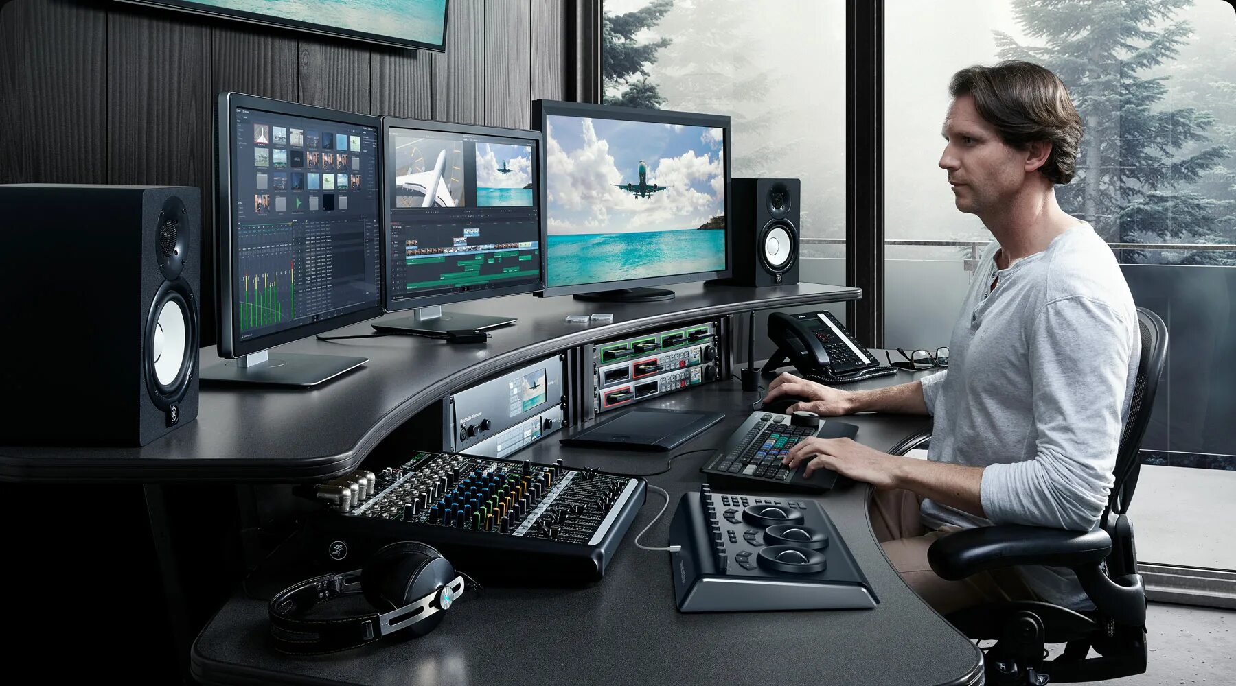 Strong editing. Blackmagic Design DAVINCI resolve Studio 18. Видеомонтажер DAVINCI resolve. DAVINCI resolve монтаж. Blackmagic Design DAVINCI resolve Studio.