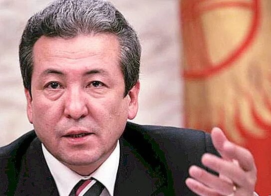 Адахан кимсанбаевич мадумаров. Адахан кимсанбаевич мадумаров. Депутат мадумаров. Рост адахан мадумаров. Адахан кимсанбаевич мадумаров.