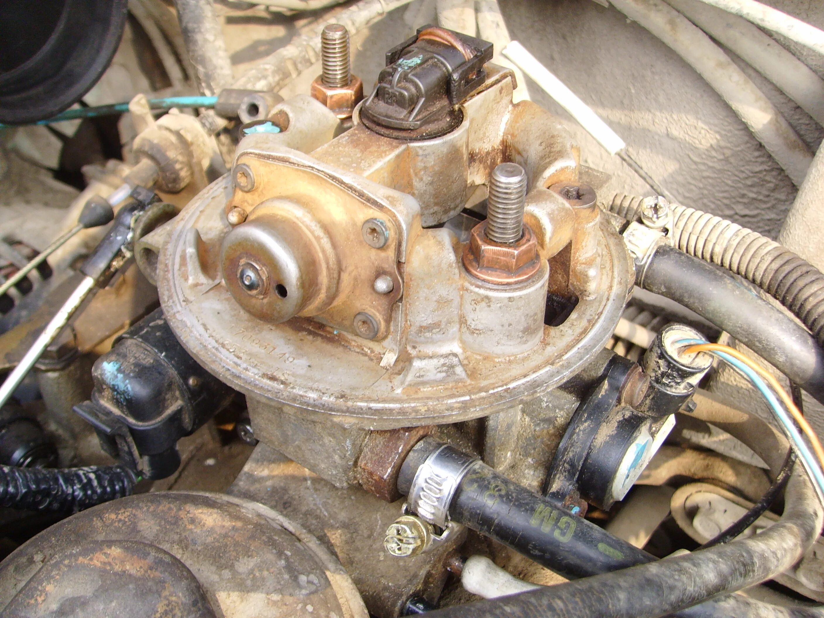 6. 6. 6. форсунка моновпрыска опель вектра а 1. 8.