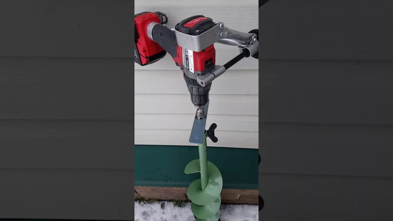 Шнек mora ice nova 110 мм. Шуруповёрт аег для ледобура. Как настроить шуруповерт для бурения льда хуавей. Адаптер переходник для ледобура под шуруповерт mora. Шуруповерт мора.