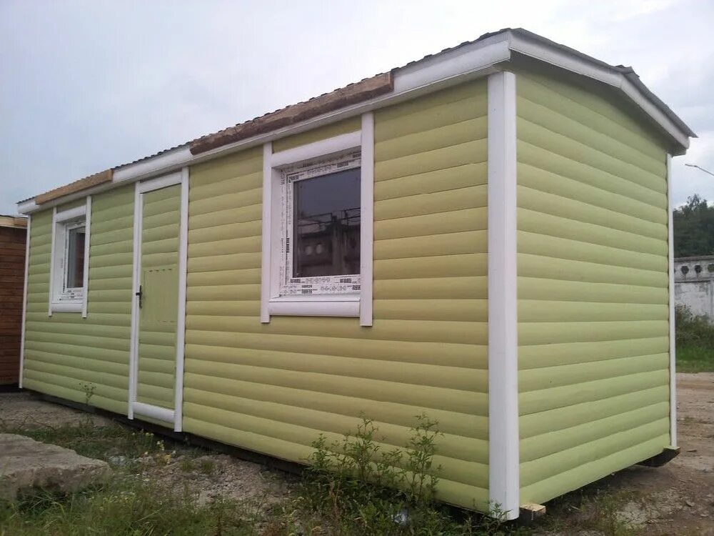 Бытовка металлическая. Модульный домик для дачи. Бытовка 7х2. Металлический вагончик. Мобильный домик.