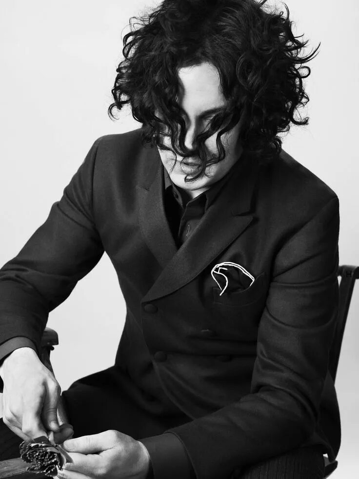 Jack white no name. Джек вайт. jack white lp. jack white mag white. джек вайт в очках.