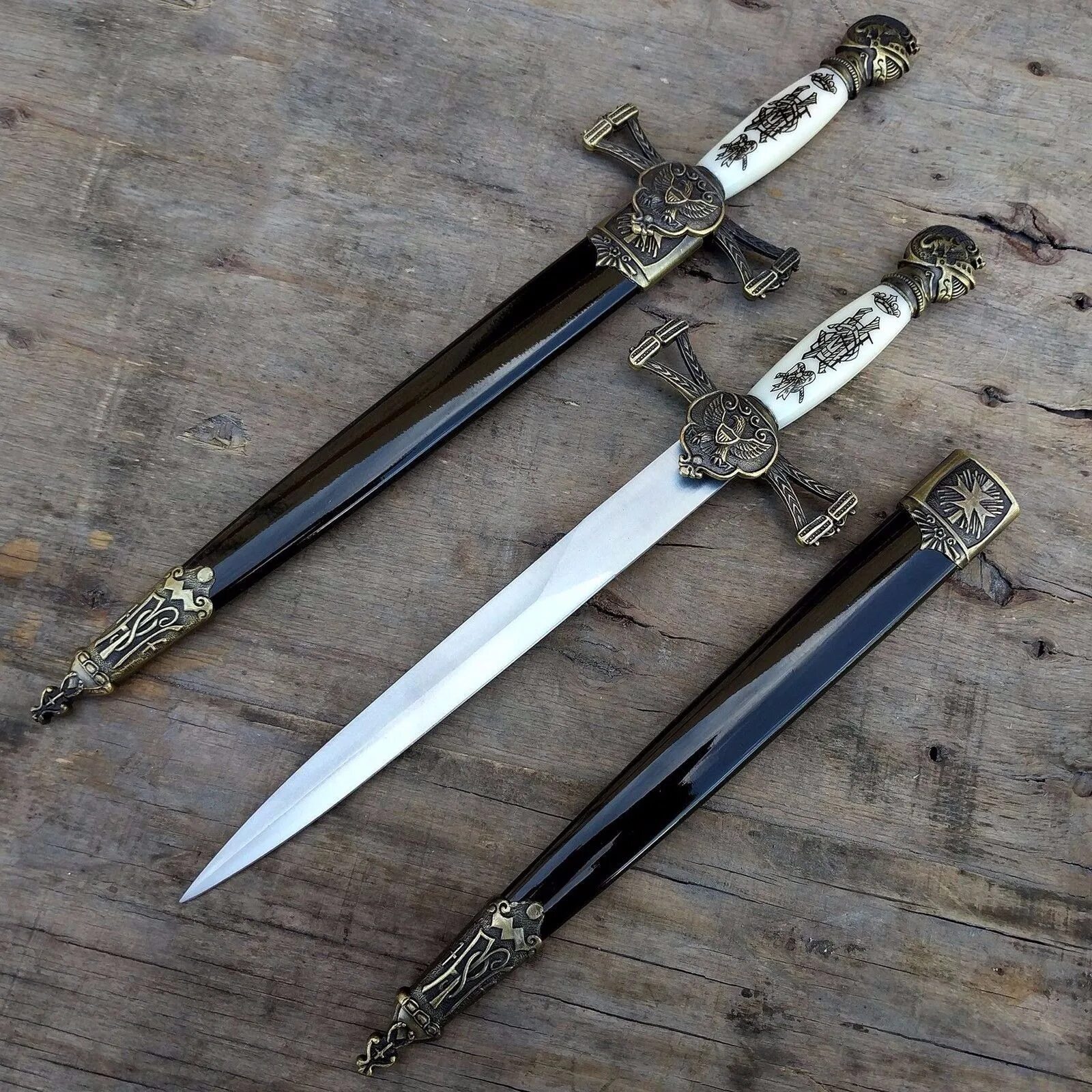 Short sword. Короткие мечи средневековья. Кинжал средневековый. Короткий меч. Короткий меч средневековый.