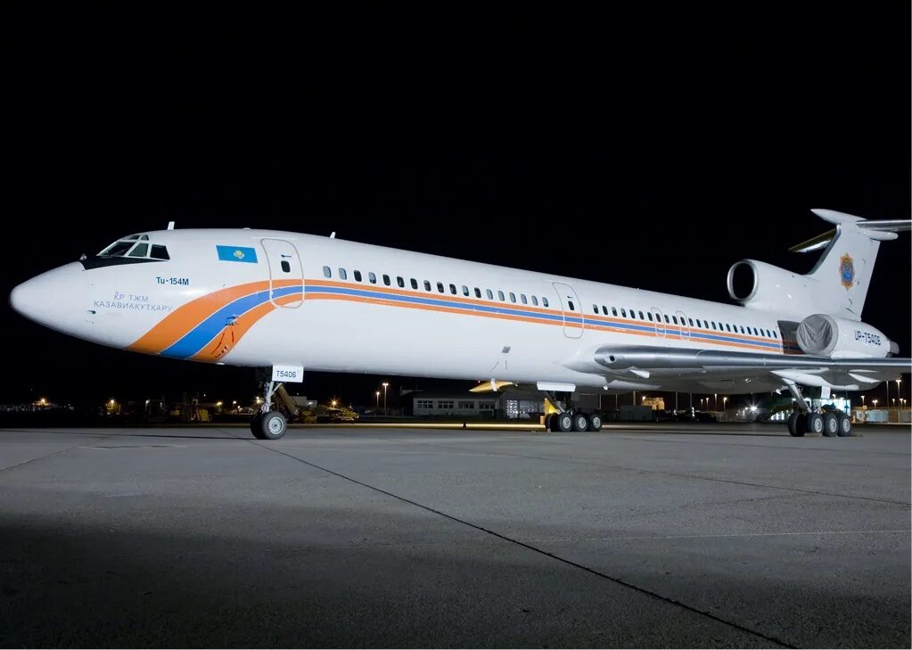 Ту 154 моя. Водило ту 154. ту 154 белавиа салон. ту-154 united nations. ту-154 моя легенда.