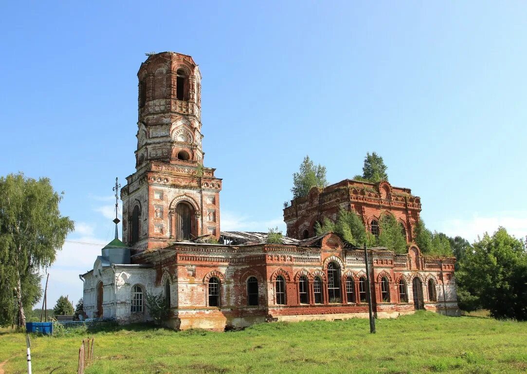 Погода кировская обл троица. Церковь святой троицы валамаз. Церкви троицы живоначальной села медяны. Церковь село троица кировская область. Погода кировская обл троица.