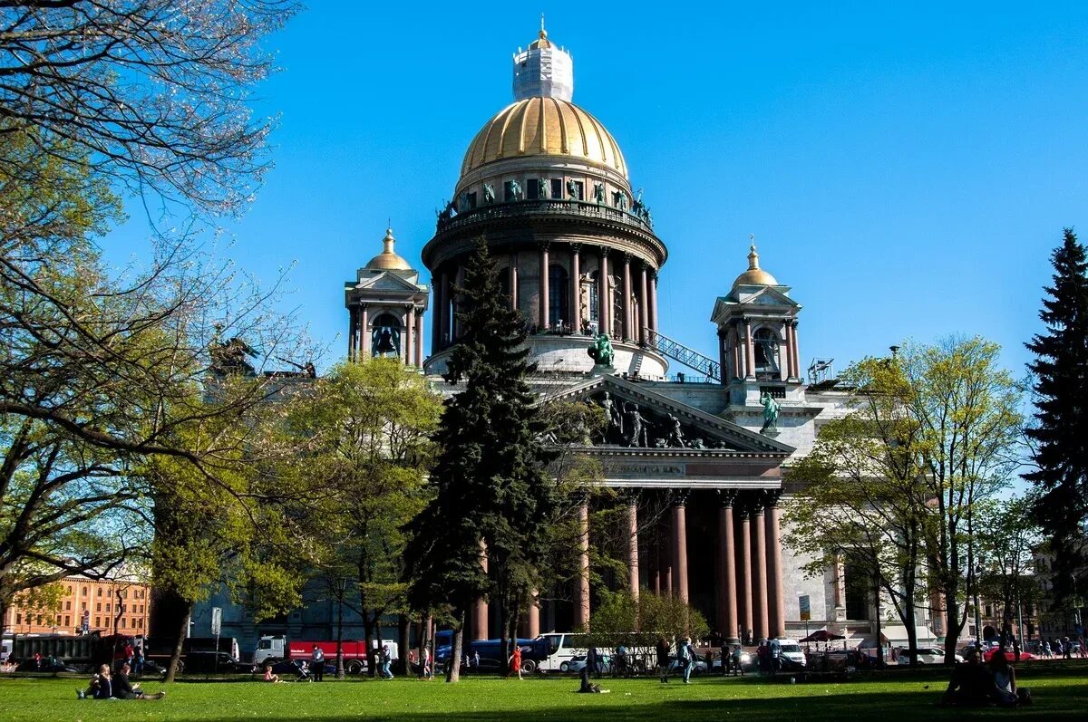 St isaac's cathedral in st petersburg. Saint isaac cathedral. Saint isaac cathedral. Золотой треугольник санкт-петербург. Saint isaac cathedral.