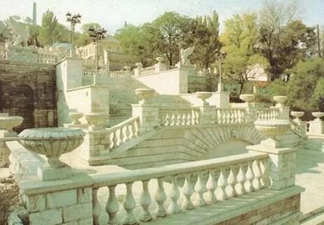 Большая митридатская лестница