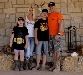 The Hickenbottom Family: Cheyenne, Rebecca, Cameron, & Shawn Wrestling wwe, Wwe 