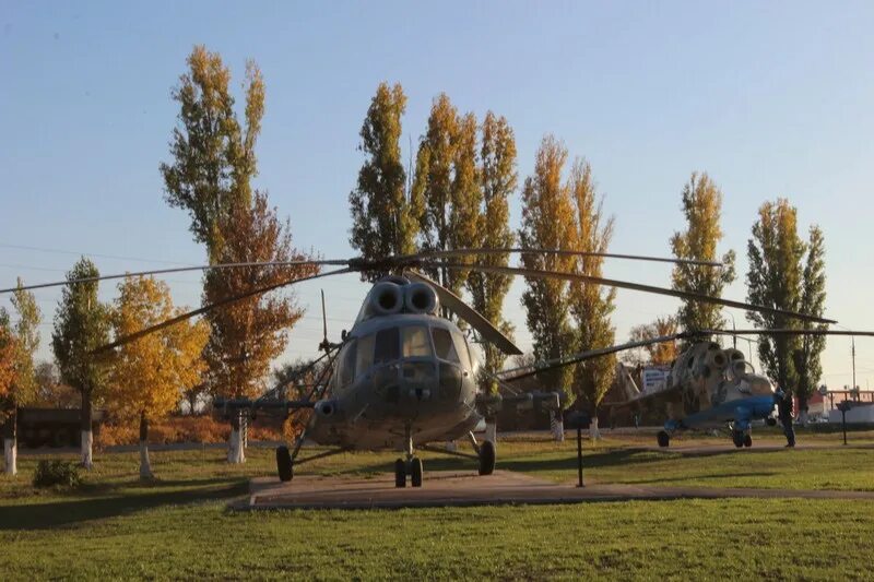 Парк Патриот в Энгельсе Волжский проспект. Парк Победы Энгельс Волжский проспект. Парк военной техники в Энгельсе. Парк патриот энгельс