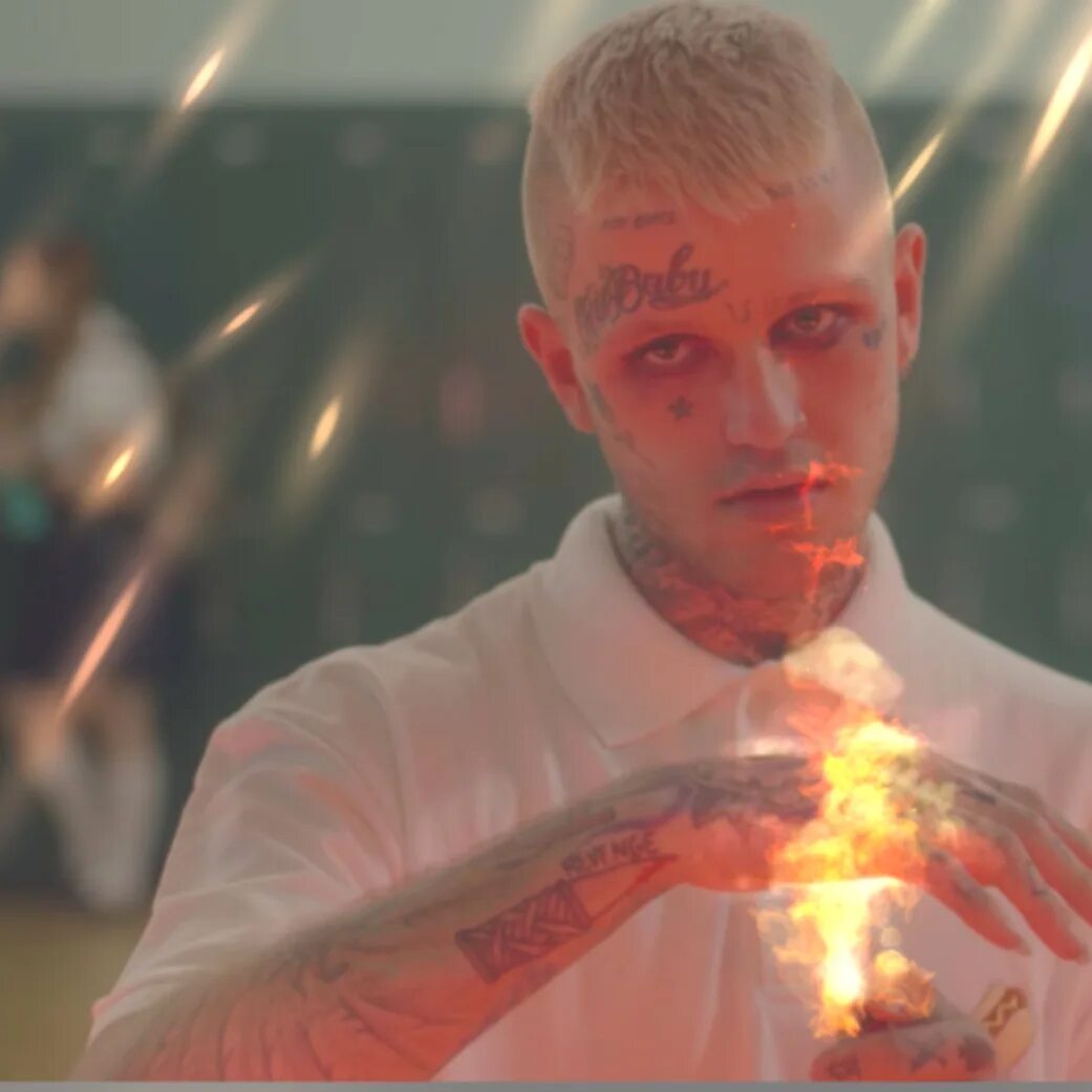 Lil peep lil tracy awful things. Lil peep kurt cobain. Awful things девушка из клипа. Lil peep. Awful thingslil peep feat.