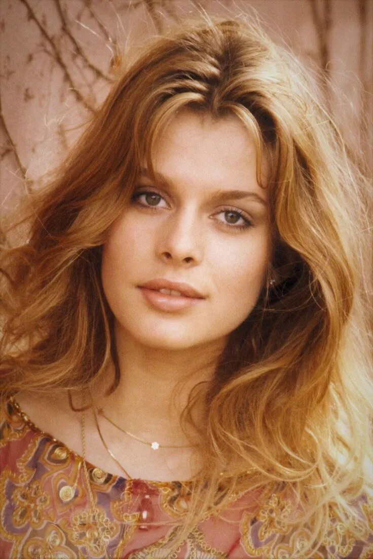 Nastassja Kinski http://www.facebook.com/photo.php?fbid=437662102920308=pb.31168