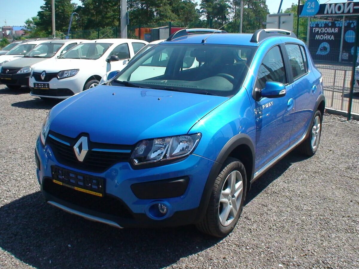 Renault sandero цвета. Рено Сандеро степвей 2016. Рено Сандеро степвей 2016г. Renault Sandero Stepway 2 2021. Рено Сандеро степвей синий.