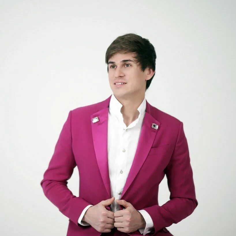 известные татары. певец. татанский антист сафин. певец рустам асаев. татарский певец ильсур.