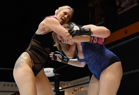 Topless fight