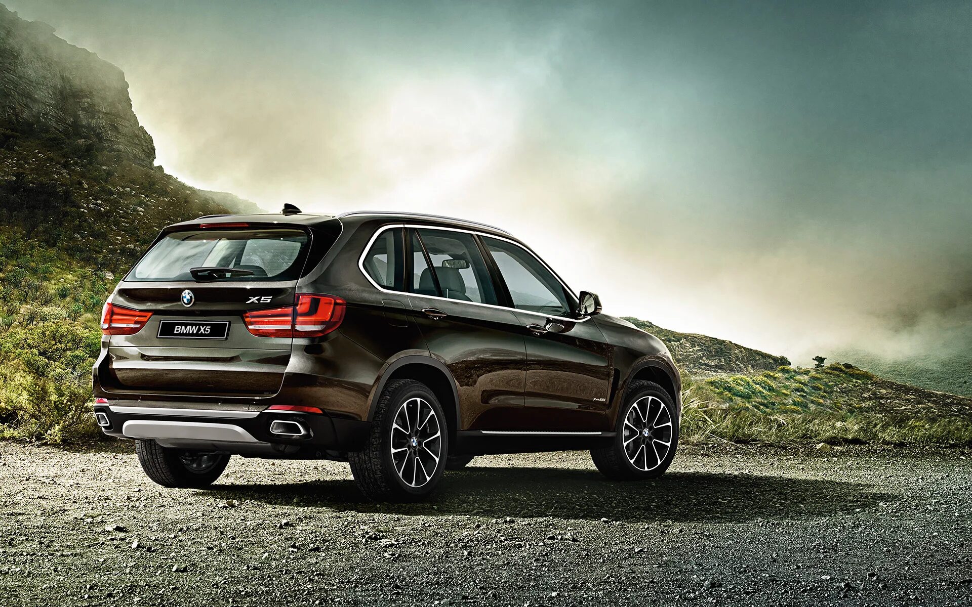 Bmw x5 обзор. БМВ х5 2014. BMW x5 2014. BMW x5 f15. BMW x5 2015.