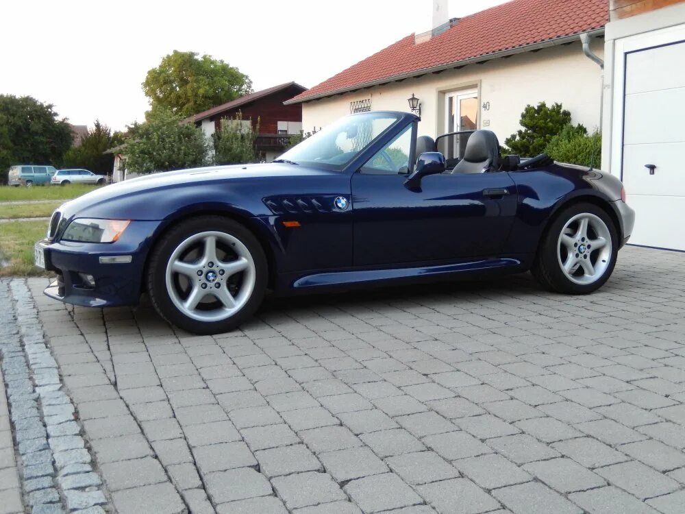 Z3 8. BMW z3 диски. Диски на БМВ z3. BMW z3 хром. Диски BMW z3 черные.