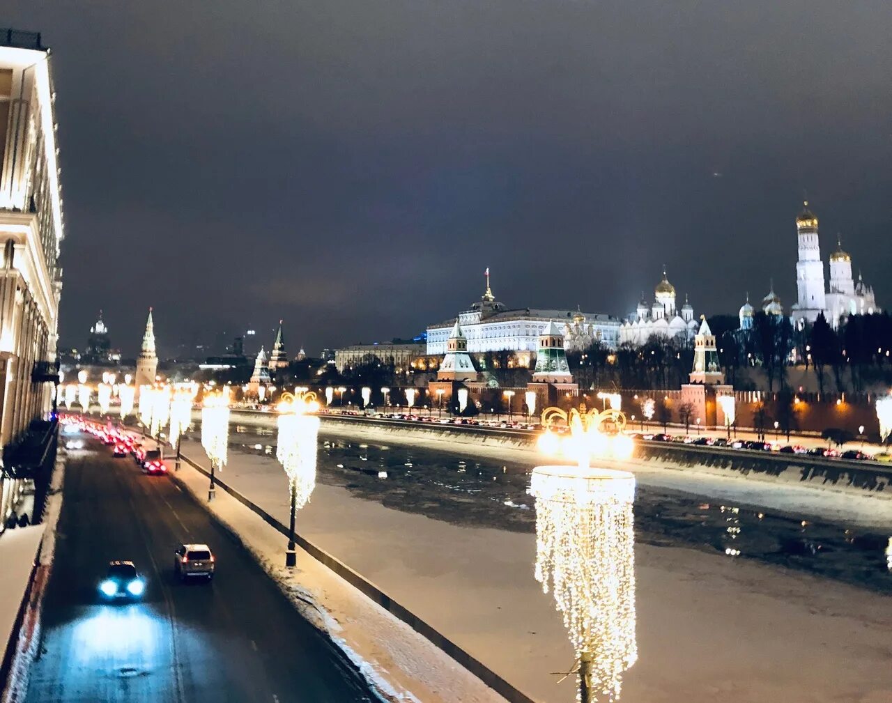 Хлопок в москве ночью. Зима в Москве. Москва зимой. Вечерняя Москва зимой. Москва зимйо.