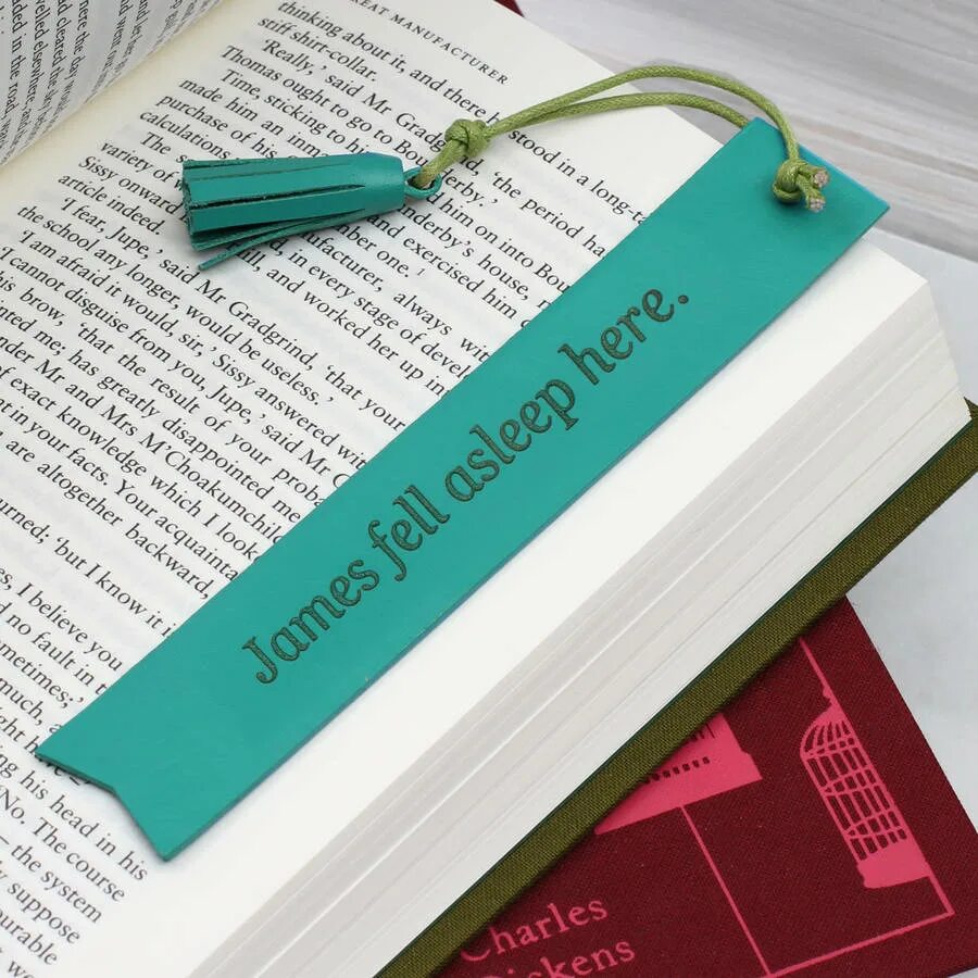 Букмаркс. Закладка лого. Book with a Bookmark. Bookmark система. Know your books