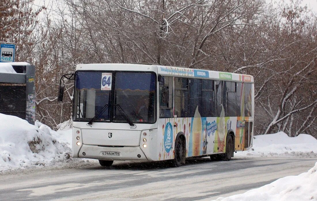 Автобус 64 Новосибирск. 64 Автобус Омск. 14 Автобус Новосибирск. Автобус Новосибирск зима.