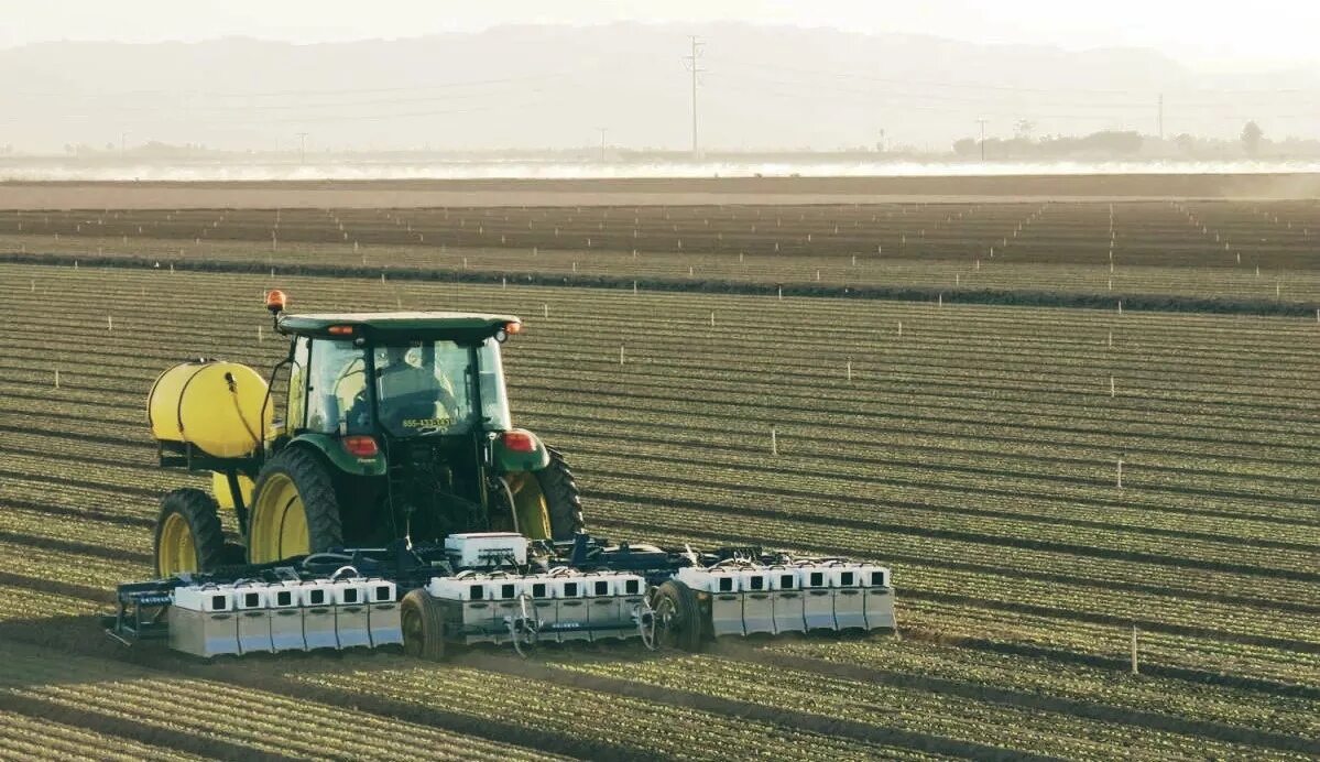 Сх про. Роботы в сельском хозяйстве. Сельскохозяйственные машины. Современные технологии в сельском хозяйстве. Современное сельское хозяйство.