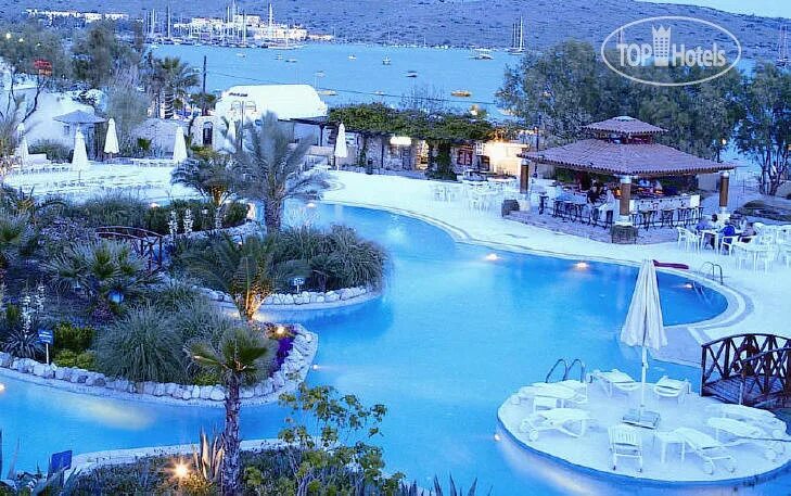 Бодрум отель very chic hotel. Very chic hotel bodrum фото. Марвида вери чик бодрум. Otium senses very chic hotel. Otium senses very chic hotel 5*.