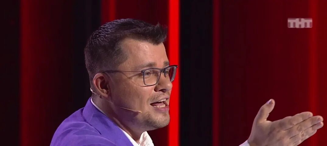 Харламов последнее выступление. Comedy club гарик харламов гарик мартиросян. харламов и мартиросян кастинг. гарик харламов кастинг. камеди клаб харламов кастинг.